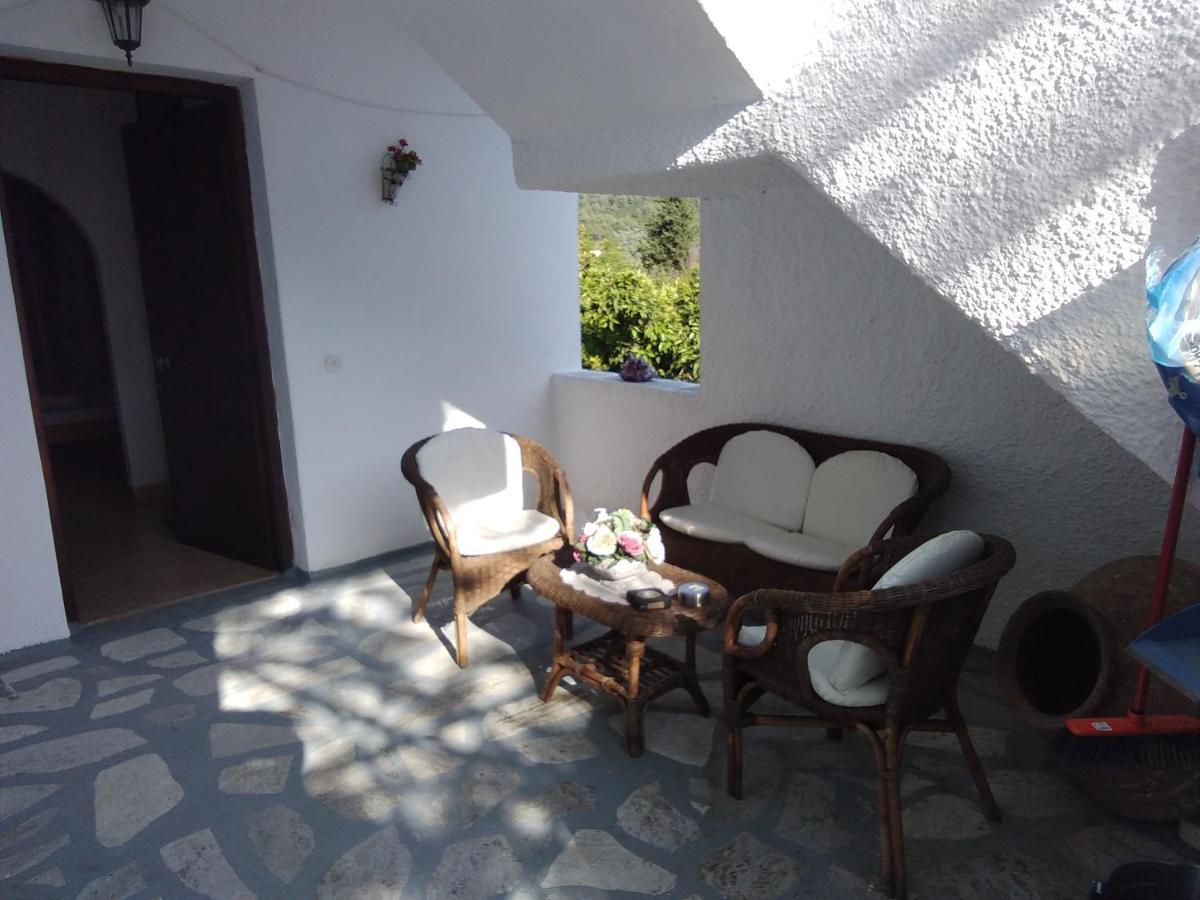Villa Ourania Troulos Exterior foto